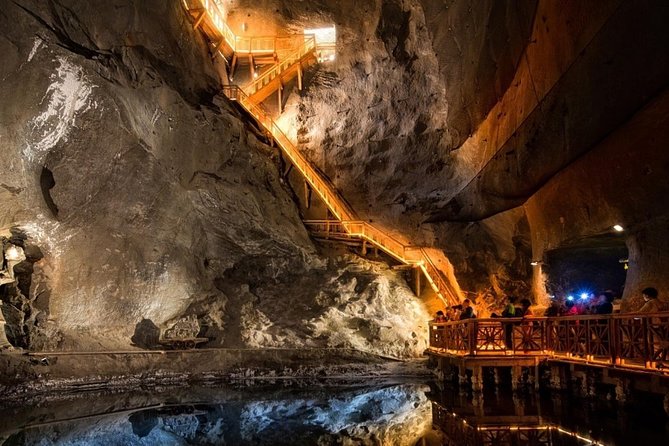 Guided Salt Mine Wieliczka tour from Krakow - The big staircase moment, plus the elevator back up