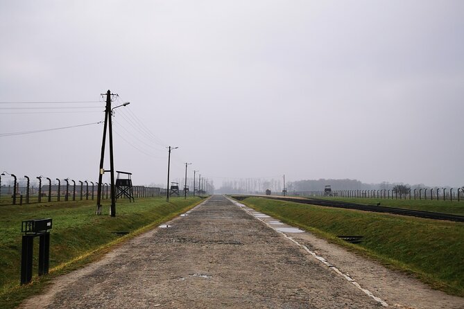 Guided Tour from Krakow to Auschwitz Birkenau with hotel pick up - Krakow to Auschwitz with hotel pickup that actually saves stress