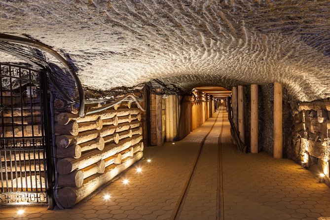 Guided Tour of the Wieliczka Salt Mine and Transfer from Krakow - Chapel of St. Kinga, plus the other spaces that make the mine memorable