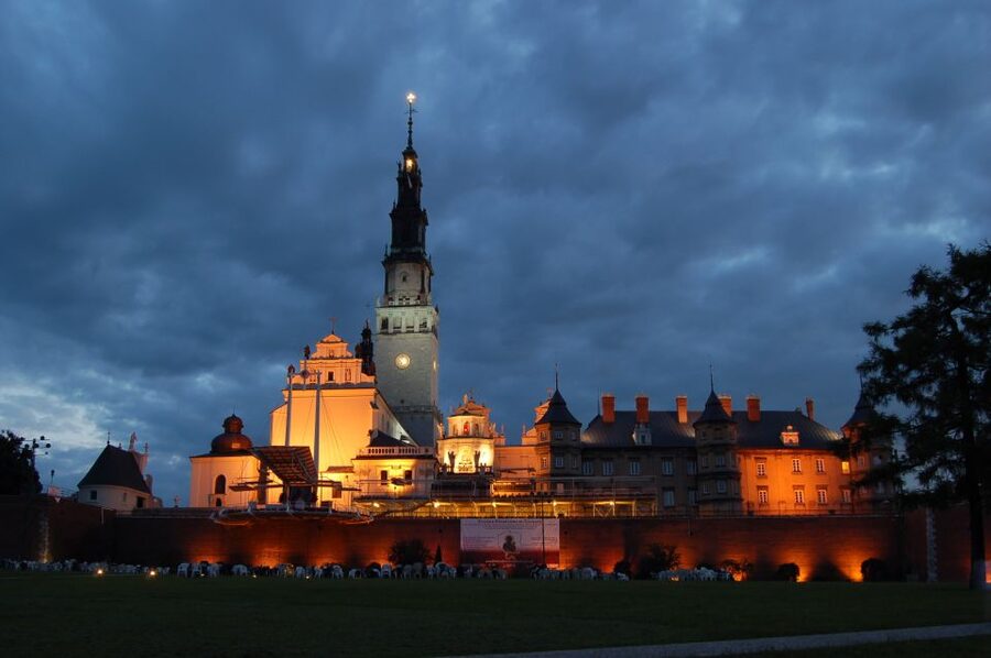 Half-Day Czestochowa Black Madonna Tour from Krakow - The Stations of the Cross route on the hill