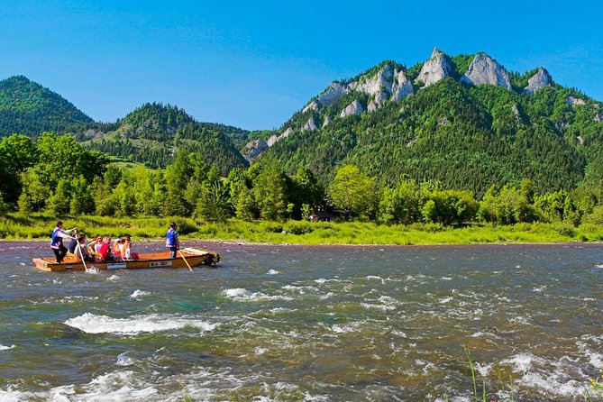 Half-Day Dunajec River Rafting tour from Krakow - The 18km Sromowce to Szczawnica raft ride, and how the timing really works