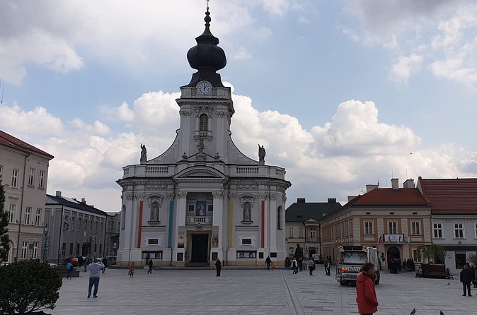 Half-Day John Paul II Route Tour from Krakow - Price and value: what $95.30 buys you on this route