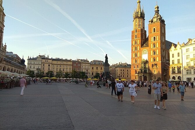 Historic Krakow : Old Town & Wawel Castle Walking tour - Bishop’s Palace: Royal-Adjacent Power and Pope John Paul II