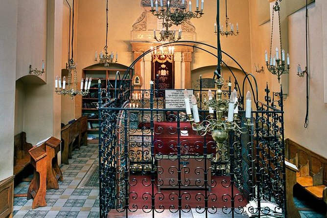 Jewish Quarter Kazimierz and Schindler's Factory Guided Tour - Pacing, group size, and how to avoid that rushed feeling