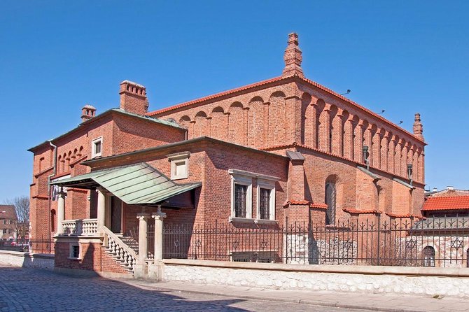 Jewish Quarter Kazimierz Guided Walking Tour in Krakow - Kazimierz, Where Faiths Share the Same Blocks