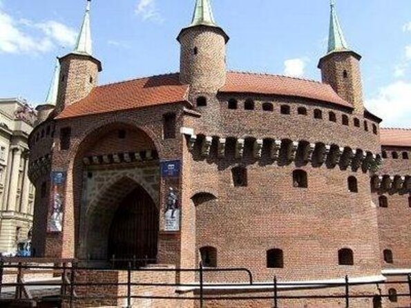 Krakow: A Magical Walking Tour of the Old City - 120 min - Key Things That Make This Kraków Walking Tour Worth It