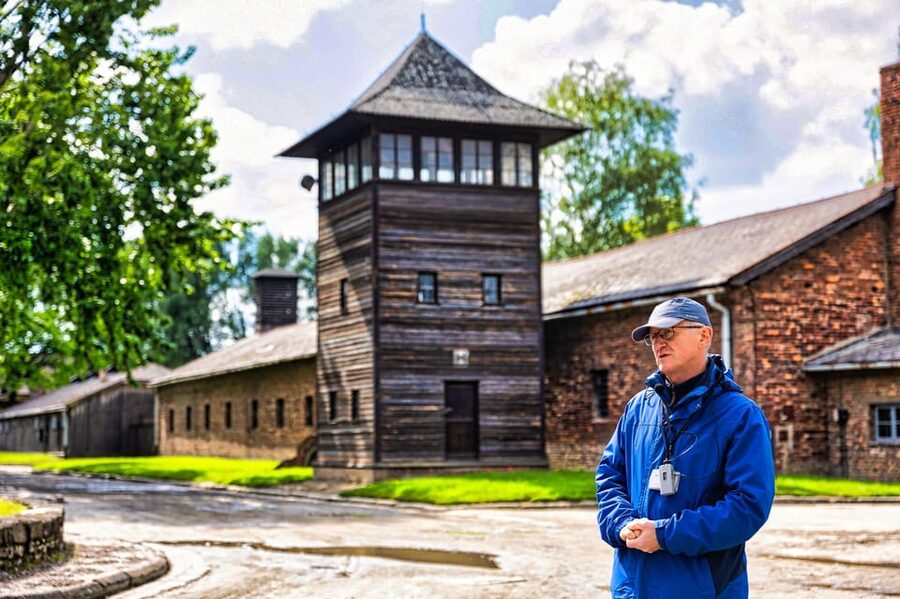 Krakow: Auschwitz-Birkenau Guided Tour and Private Transport - Key Points to Know Before You Go