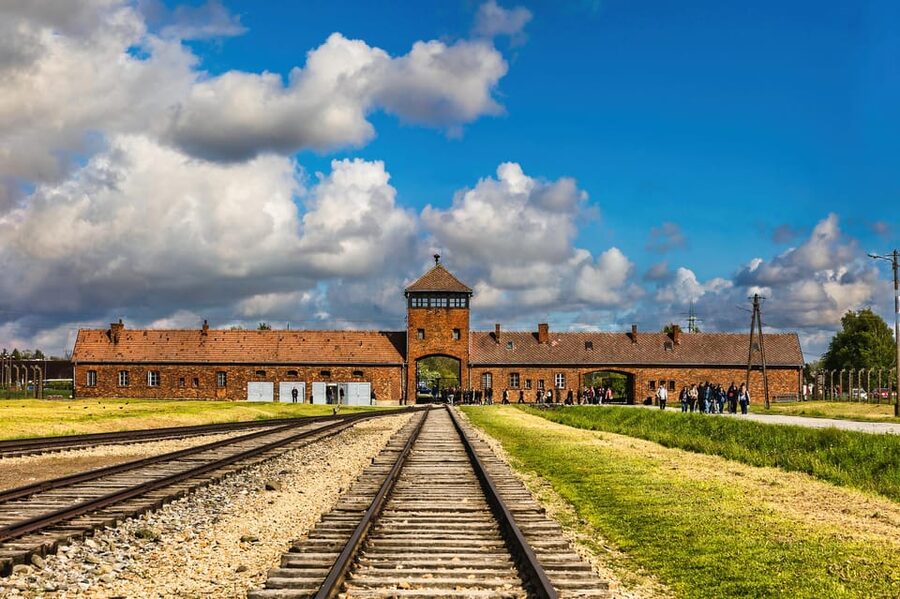 Krakow: Auschwitz-Birkenau Guided Tour and Private Transport - Who This Tour Fits Best (And Who Might Reconsider)