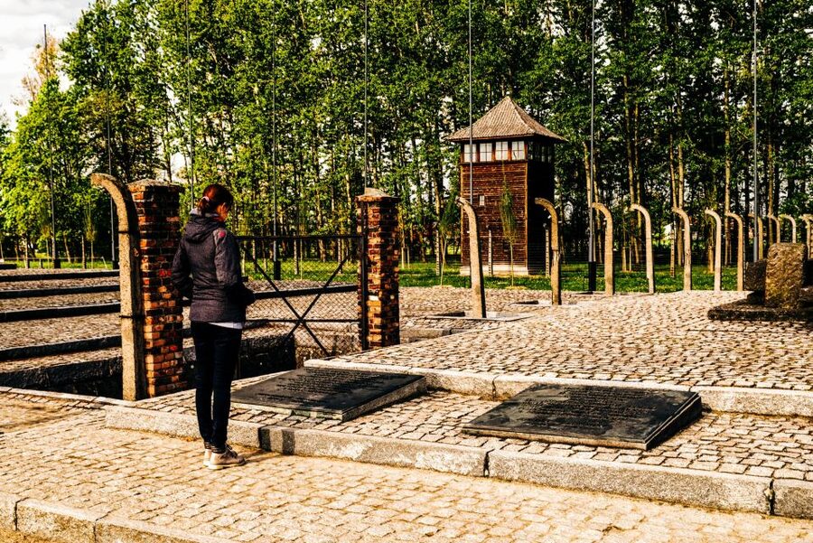 Krakow: Auschwitz-Birkenau Live Guided Tour & Hotel Pickup - Key Highlights Worth Noting
