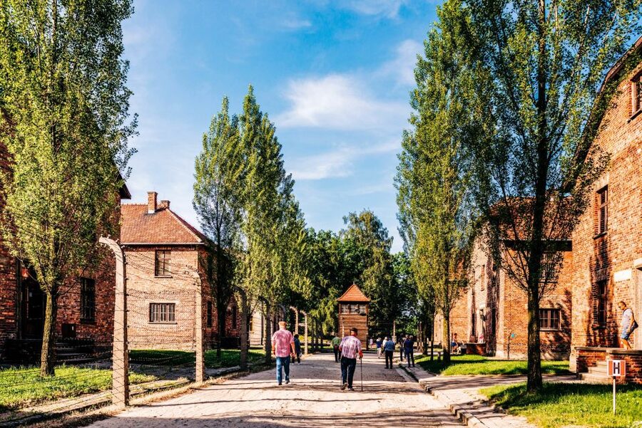 Krakow: Auschwitz-Birkenau Live Guided Tour & Hotel Pickup - What Your Guide Does, and Why It Makes the Day Better