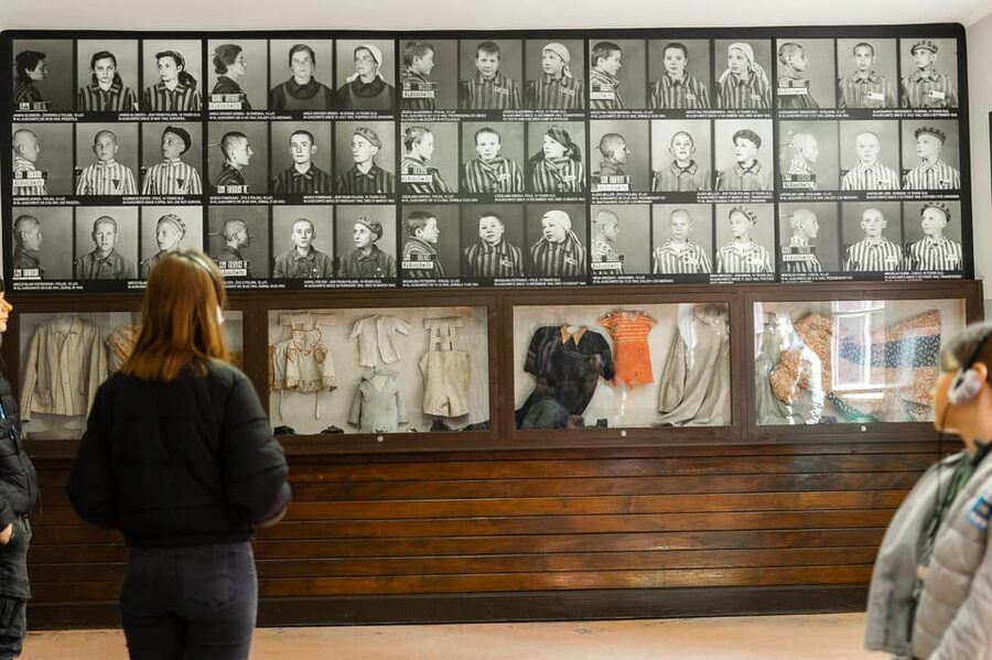 Krakow Auschwitz-Birkenau Memorial Guided Tour Meeting Point - Inside Auschwitz I, what you’ll see and how the guide frames it