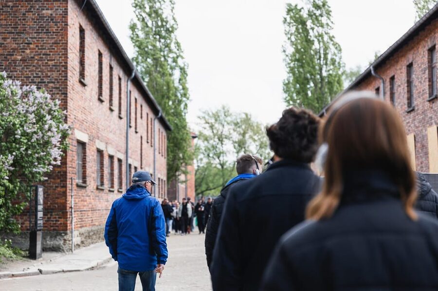 Krakow Auschwitz-Birkenau Memorial Guided Tour Meeting Point - Who this tour fits best, and who should reconsider