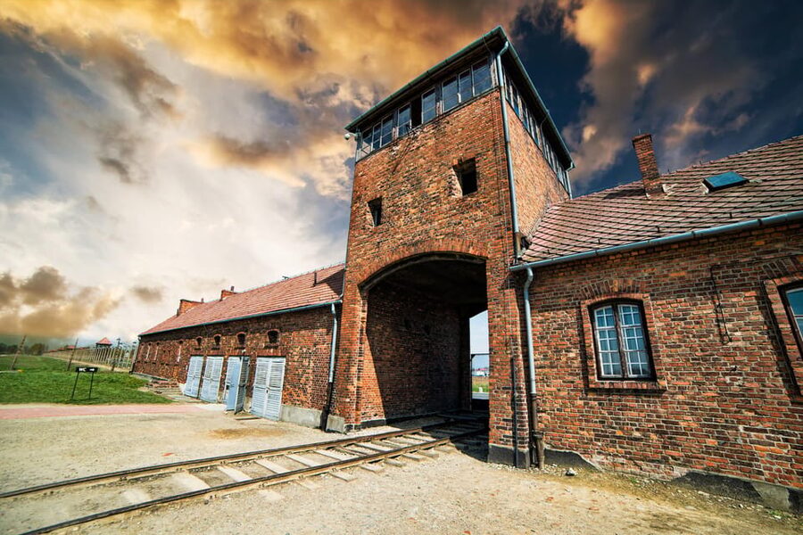 Krakow Auschwitz-Birkenau Memorial Guided Tour Meeting Point - Meet at Mercure Hotel, and plan around real pickup timing