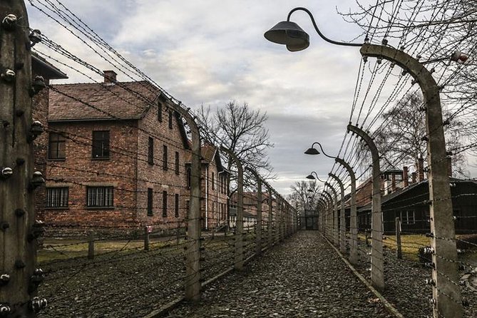 Krakow: Auschwitz-Birkenau & Salt Mine OneDay Tour (hotel pickup) - Hotel Pickup and the 1 hour 20 minute Ride to Oświęcim