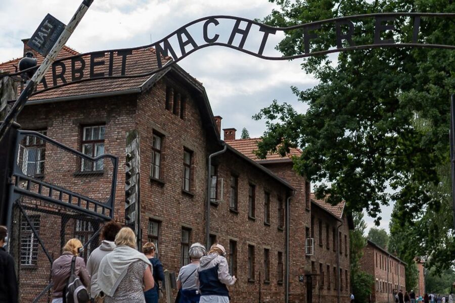 Krakow: Auschwitz-Birkenau Tour Limited to 15 Visitors - What to Bring, What to Leave Behind, and How to Avoid Delays