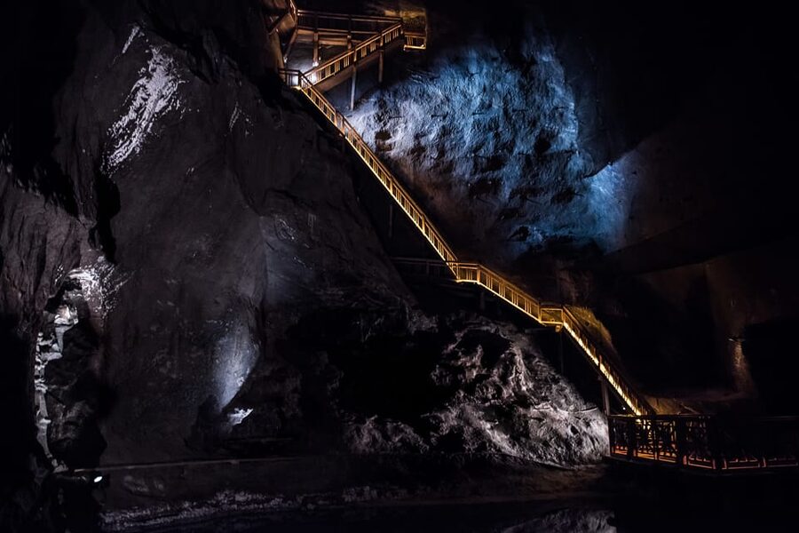 Krakow: Auschwitz-Birkenau & Wieliczka Salt Mine Day Tour - Wieliczka Salt Mine Underground: What You’ll Actually Do and See