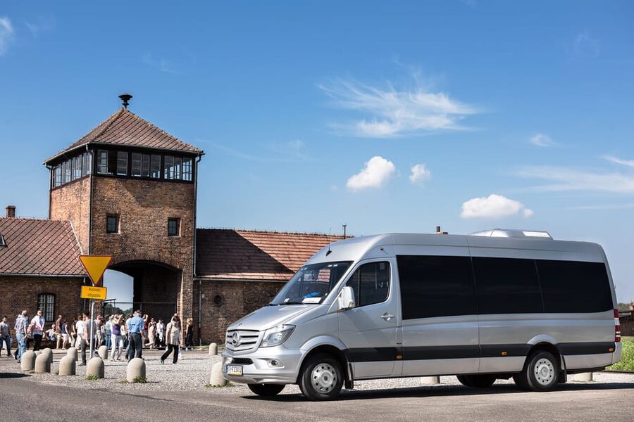 Krakow: Auschwitz-Birkenau & Wieliczka Salt Mine Day Tour - Getting to Both Sites: Pickup Times, Transfers, and Real-World Comfort