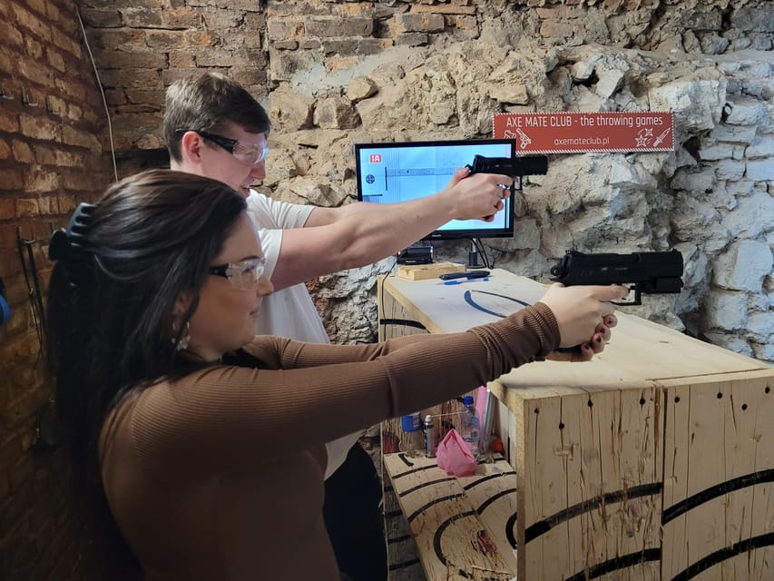Krakow: Axe Mate Club Shooting Range Entry Ticket - The CZ 75 Pistol and Crosman M4/M16 Rifle, Explained for Real Beginners