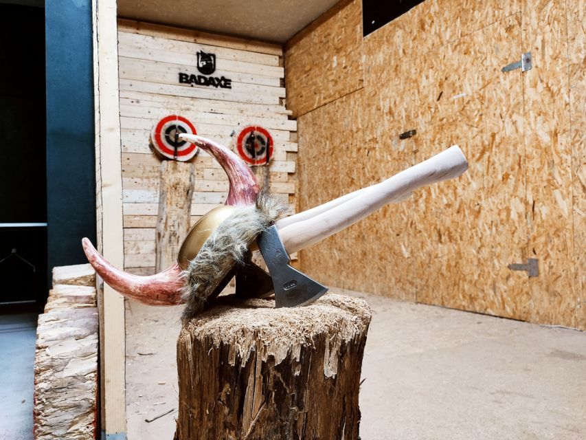 Krakow: Axe Throwing Fun - Step Three: Games and Points Rounds With Friends