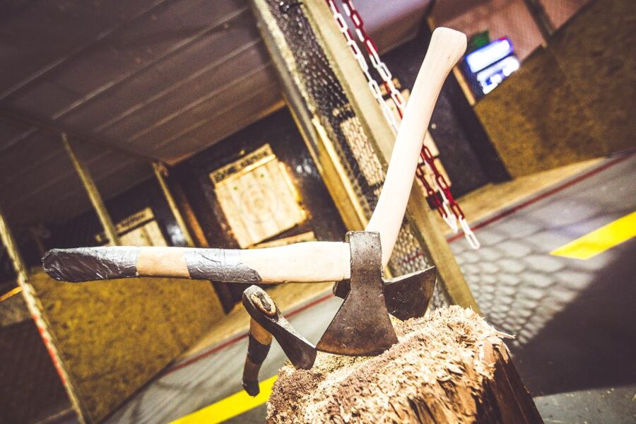 Kraków: Axe-Throwing in Axe Nation, the First Club in Europe - The bar inside the club: beers, soft drinks, and keeping it fun