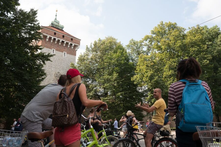 Krakow: Bike Tour of Old Town, Jewish Quarter and the Ghetto - The ride plan: pacing, timing, and how the day is structured