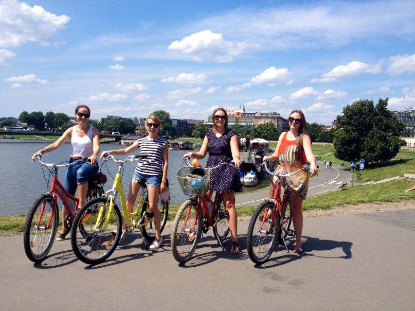 Krakow: Bike Tour of the Old Town, Kazimierz, and the Ghetto - Price and value: why $26 can feel like a bargain