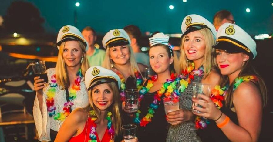 Krakow: Boat Party with Unlimited Drinks - Why a Vistula River Boat Party Works in Krakow