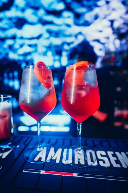 Krakow: Bottomless Brunch with 3-Course Meal and Drinks - The Atmosphere: A Krakow Night Starting at Lunch