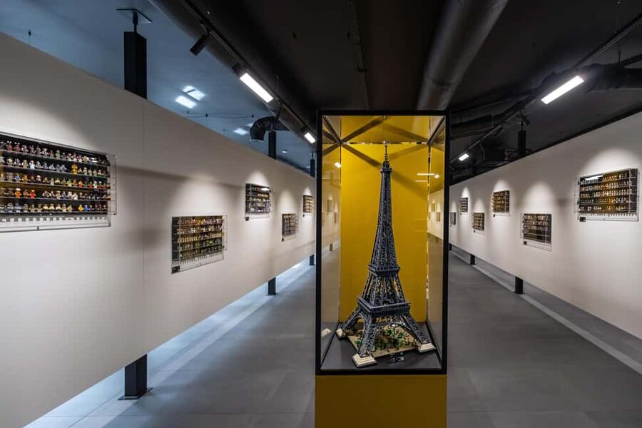 Krakow: Bricks & Figs Museum Entry Ticket - The gold prototype display: why one rare piece can change the whole mood
