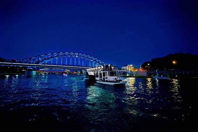 Krakow by night 60 minutes cruise The Vistula River Krakow - Audio Commentary Reality Check: How Well You’ll Hear It