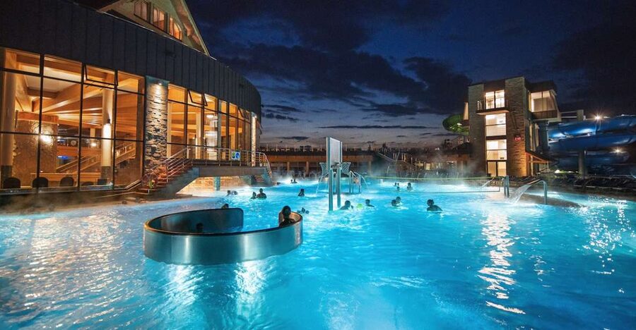 Krakow: Chocholowskie Baths with Ticket and Transportation - Pools, Sauna, and Those Tatra Views: The Setting Does Half the Work