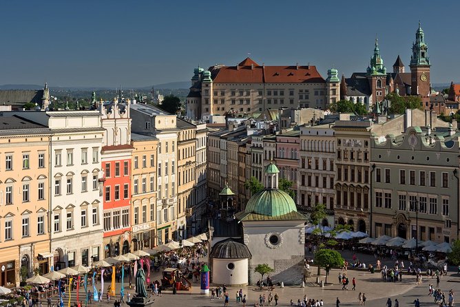 Krakow City Sightseeing by Electric Car - Rynek Główny, the Cloth Hall, and St Mary’s Church trumpet moment