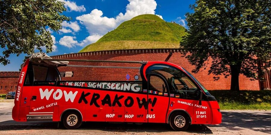 Krakow City SightSeeing hop on hop off bus and city game - City Teleport in the Old Town: Sightseeing You Can Play