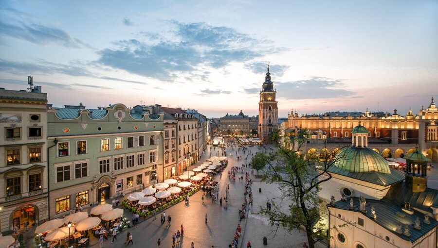 Krakow: City Sightseeing Tour by Electric Golf Cart - Who should book this Krakow electric cart tour
