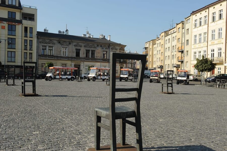 Krakow: City Sightseeing Tour by Golf Cart - Podgórze and the former Krakow ghetto: what you’ll pass and why it matters