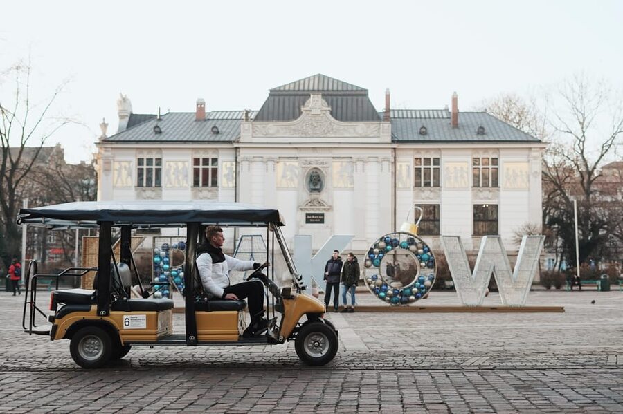 Krakow: City Sightseeing Tour by Golf Cart - Price and value: is $44 worth it for 29 stops?