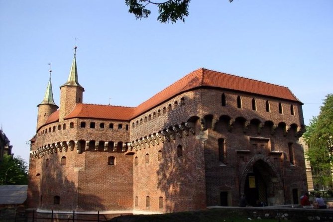 Krakow city tour by electric car - Itinerary pacing: hop on, hop off, and keep your legs for later