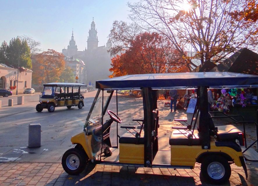 Krakow: City Tour by Electric Golf Cart - Meeting near Plac Jana Matejki and getting set up fast