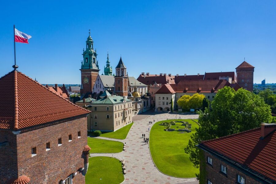 Krakow: Electric Car Sightseeing Tour - Key highlights in plain terms