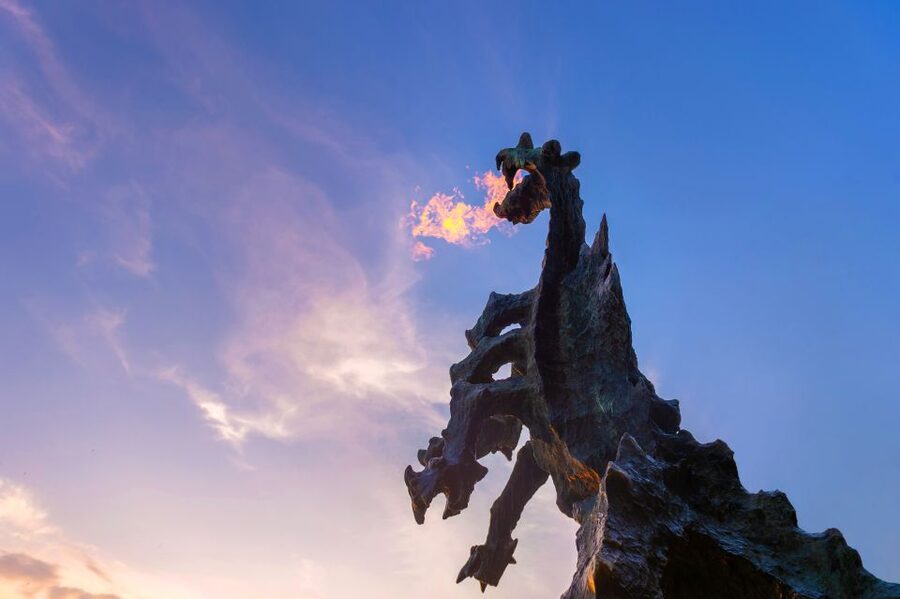Krakow: Evening Walking Tour with Spooky Stories - Key things to know before you go