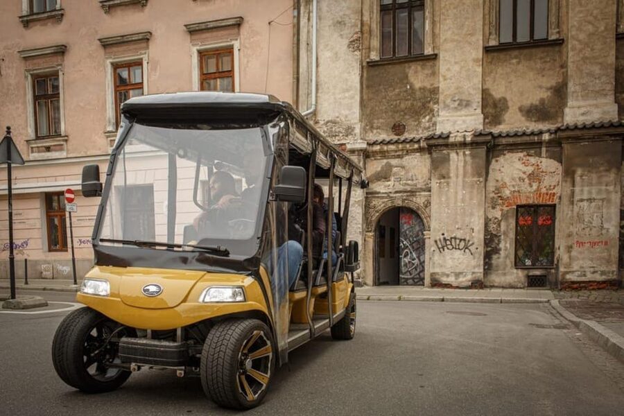 Krakow: Golf Cart City Sightseeing Tour By Old Town District - Why a 50-Minute Golf Cart Tour Works in Krakow