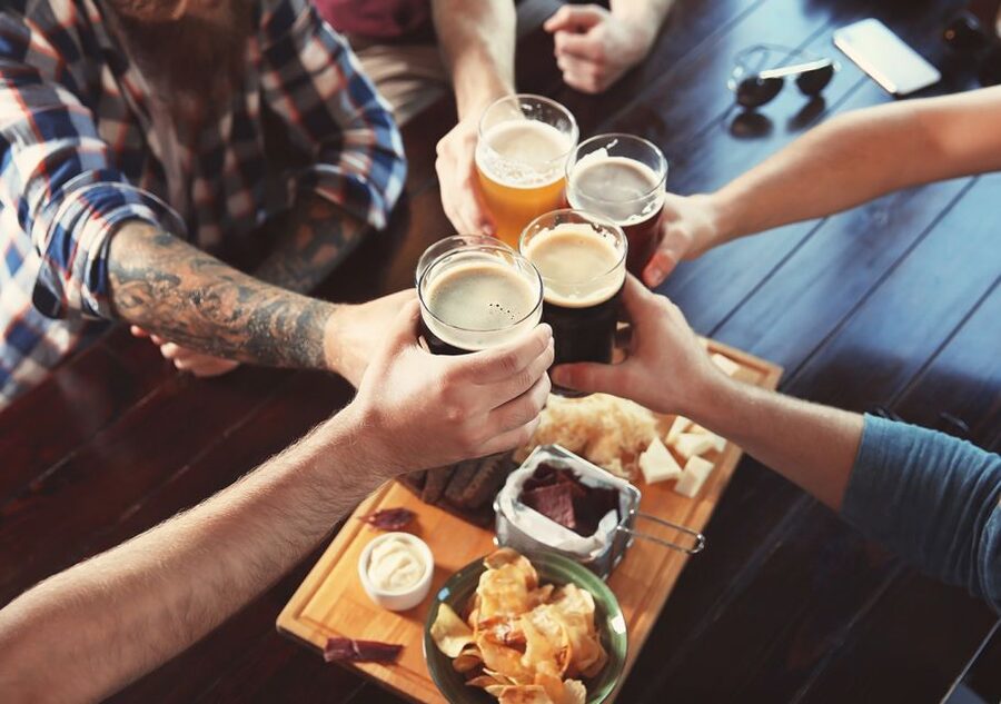 Krakow: Guided Craft Beer Tour - 150 minutes of Polish beer, explained the way you actually need