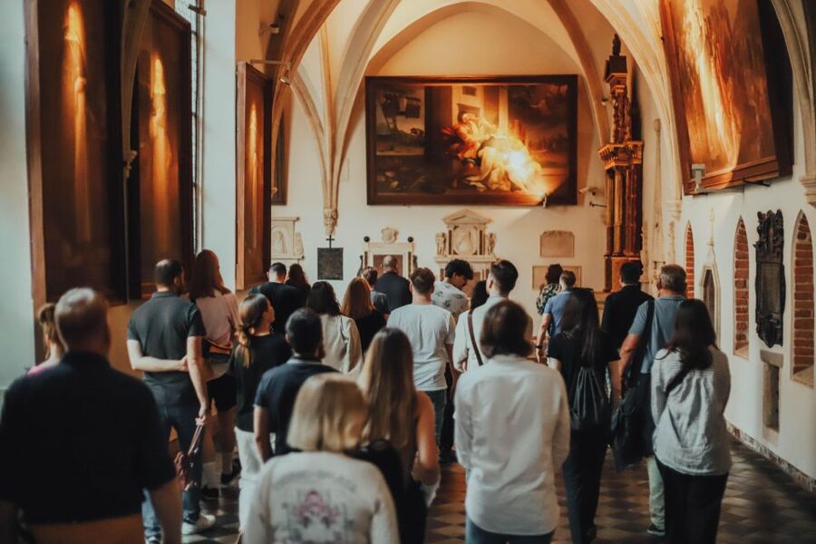 Krakow: Guided Old Town Tour - What the guides add, from Elizabeth to Anja and Thomas