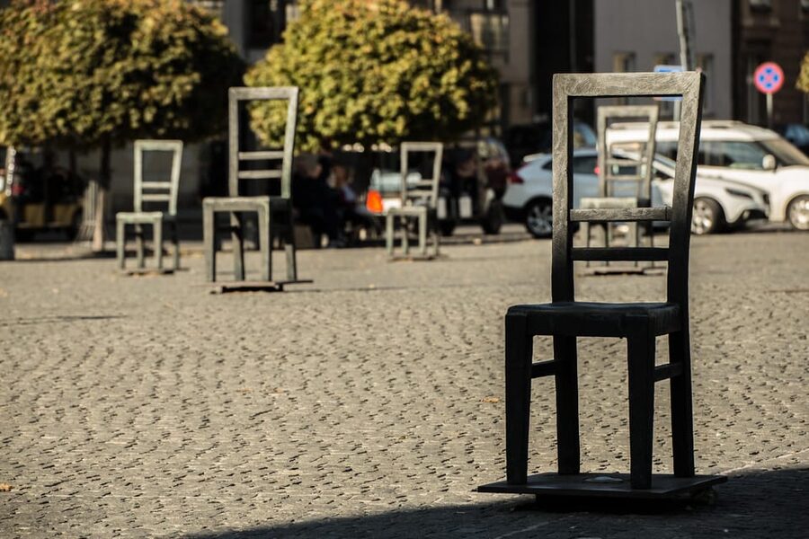 Krakow: Guided Tour of the Jewish Ghetto - Podgórze First Steps: making the ghetto geography make sense