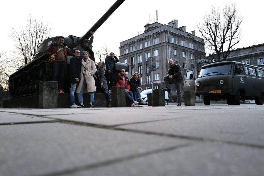 Krakow: Guided Tour to Nowa Huta on Commie Retro Van - The IS2 heavy tank stop: why it lands so well