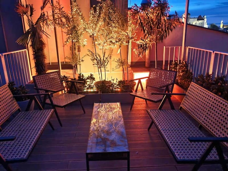 Krakow: Hidden Rooftop Bar Reservation with 1 Cocktail - Should You Book This Roooftop Bar Reservation?