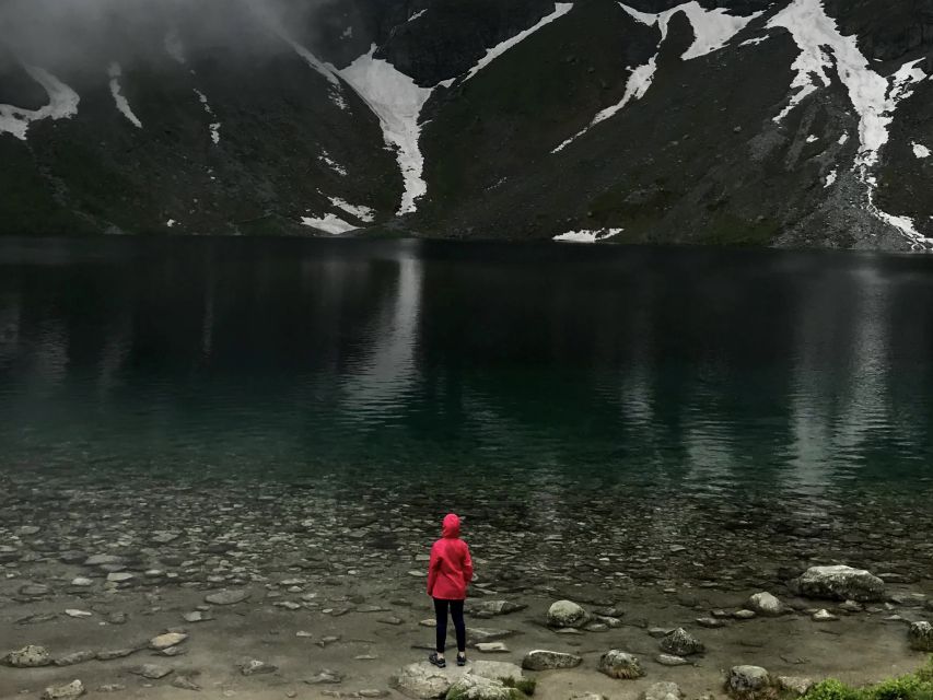 Krakow: Hiking Adventure in Tatra Mountains & Thermal Baths - Mountain hut lunch: a simple way to fuel the hike