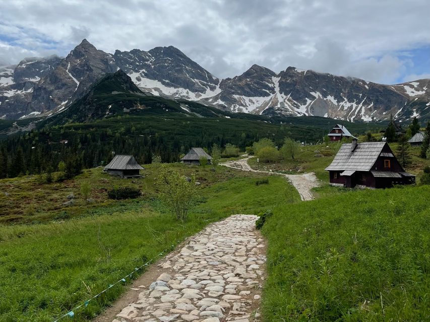 Krakow: Hiking Adventure in Tatra Mountains & Thermal Baths - Price and value: what $164 buys you in a 10-hour day