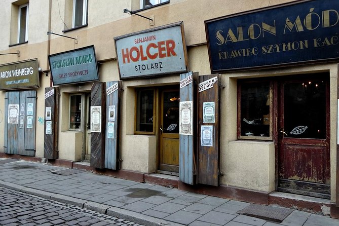 Krakow Kazimierz and Jewish Ghetto Tour with Synagogues - Tempel Synagogue or the Old Synagogue, choosing your 3-hour option