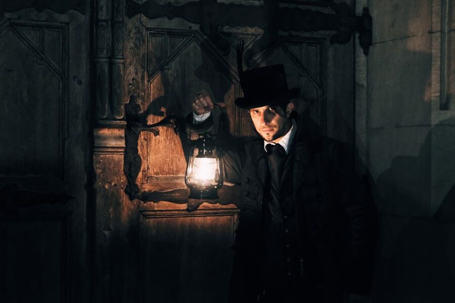 Krakow: Legends and Tales of Old Town Walking Tour - Finding Your Lantern Guide at Plac Mariacki